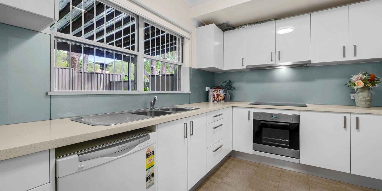 9/4-8 Wyatt Avenue Burwood