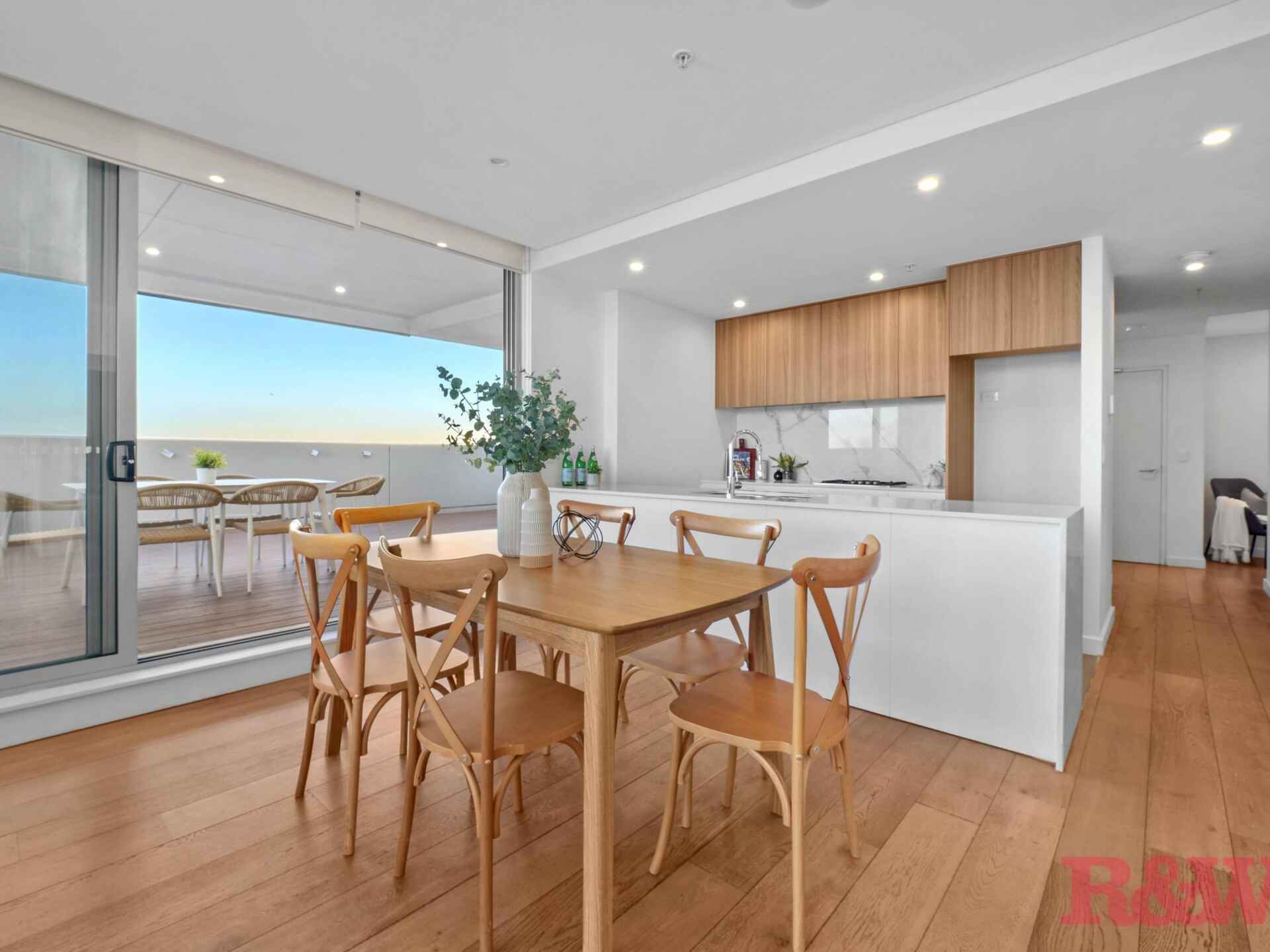 1701/6 Railway Parade Burwood