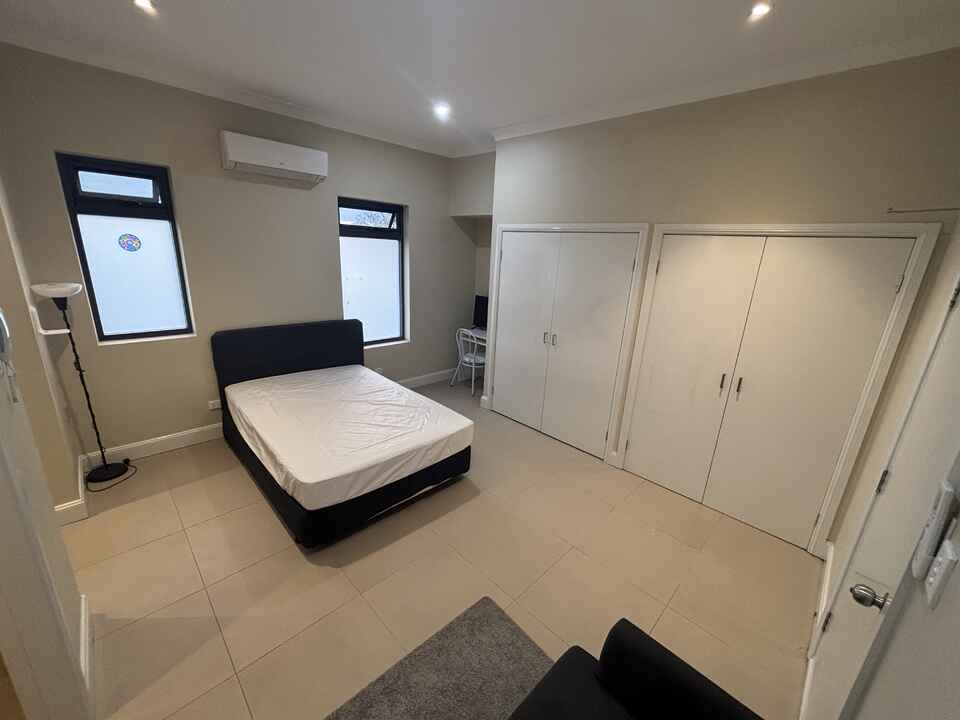 21/16 Jersey Road Strathfield
