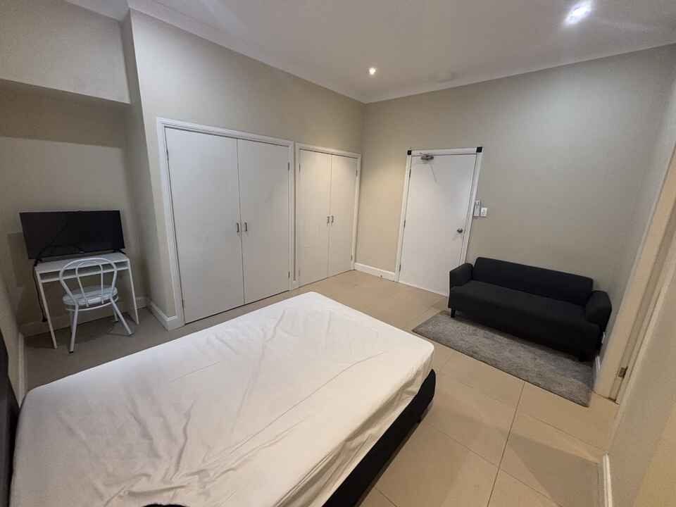 21/16 Jersey Road Strathfield