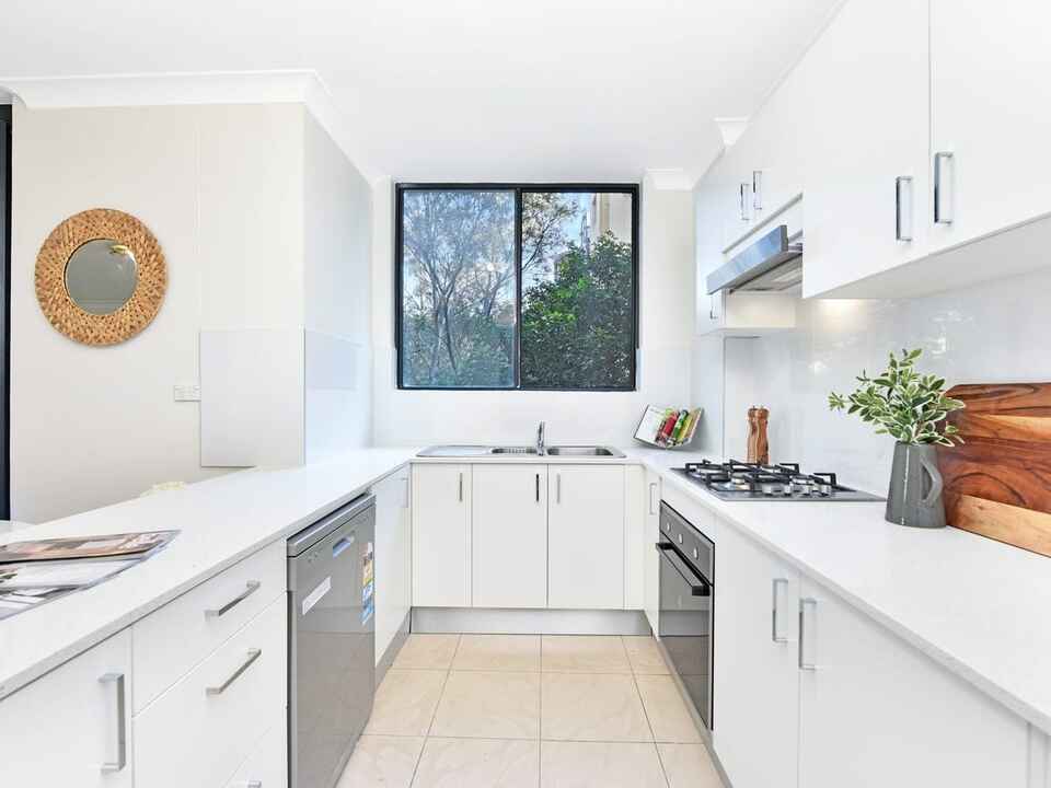 8/1-3 BERESFORD ROAD Strathfield