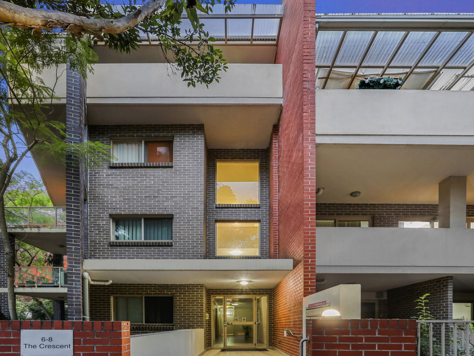 21/6-8 The Crescent Homebush