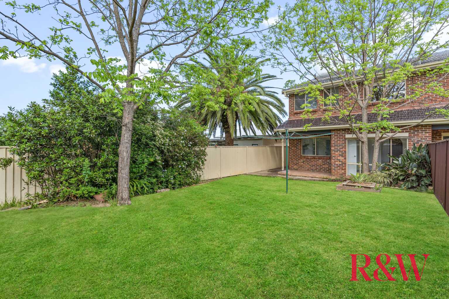 8b NORMAN STREET Punchbowl