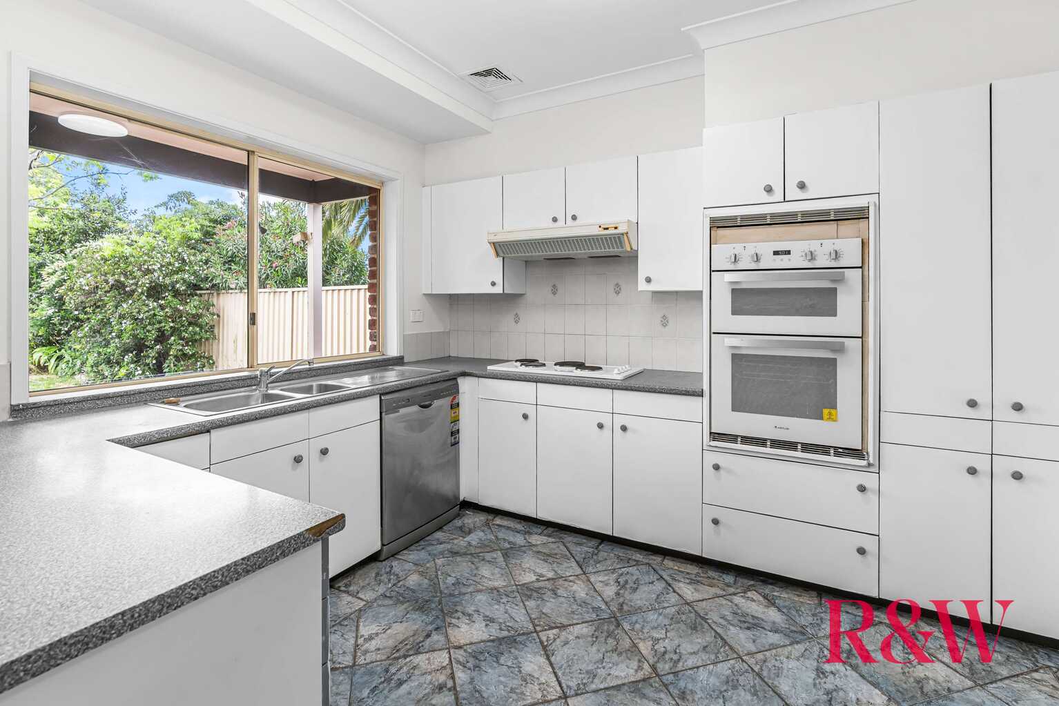 8b NORMAN STREET Punchbowl