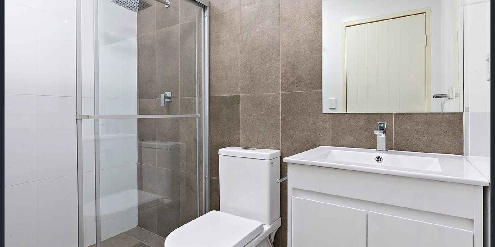 21/19 CRANE STREET Homebush