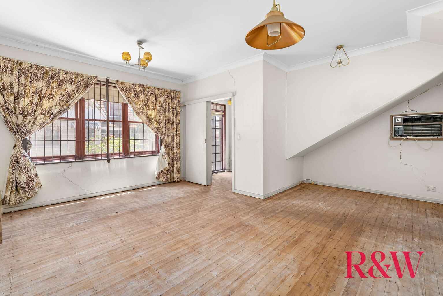 4/60a LUCAS ROAD Burwood