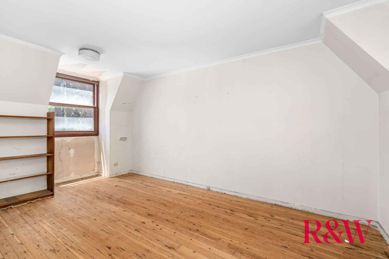 4/60a LUCAS ROAD Burwood