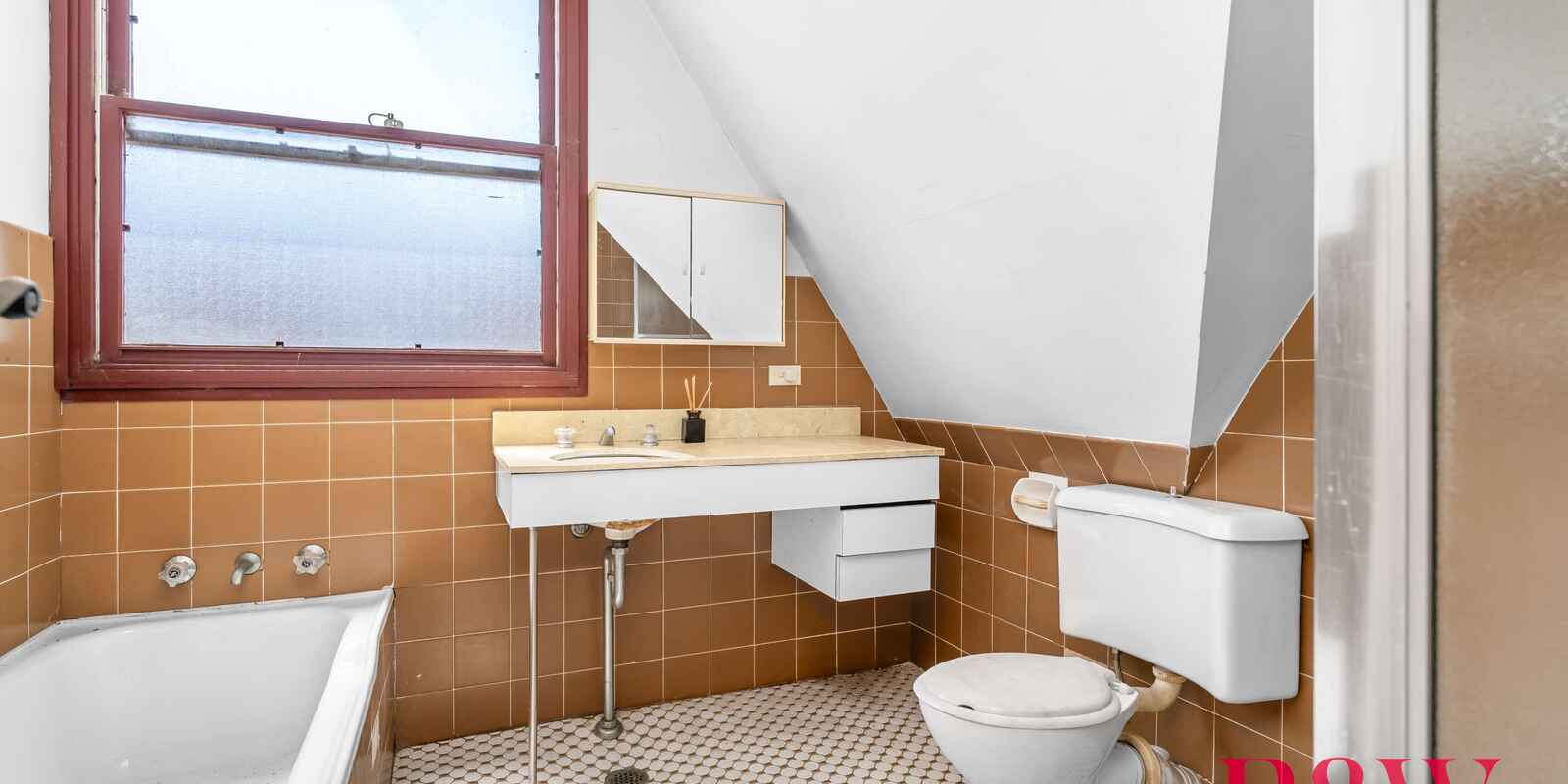 4/60a LUCAS ROAD Burwood