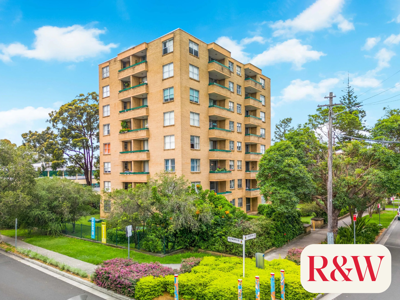 5/2 Everton Road Strathfield