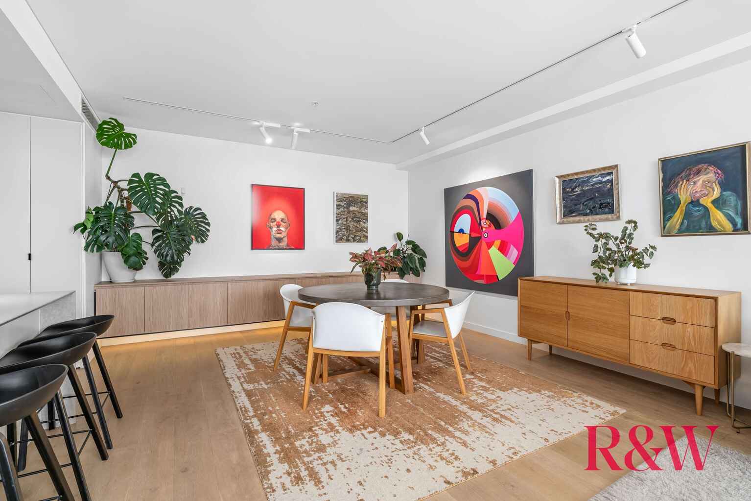 19/12 CORONATION PARADE Enfield