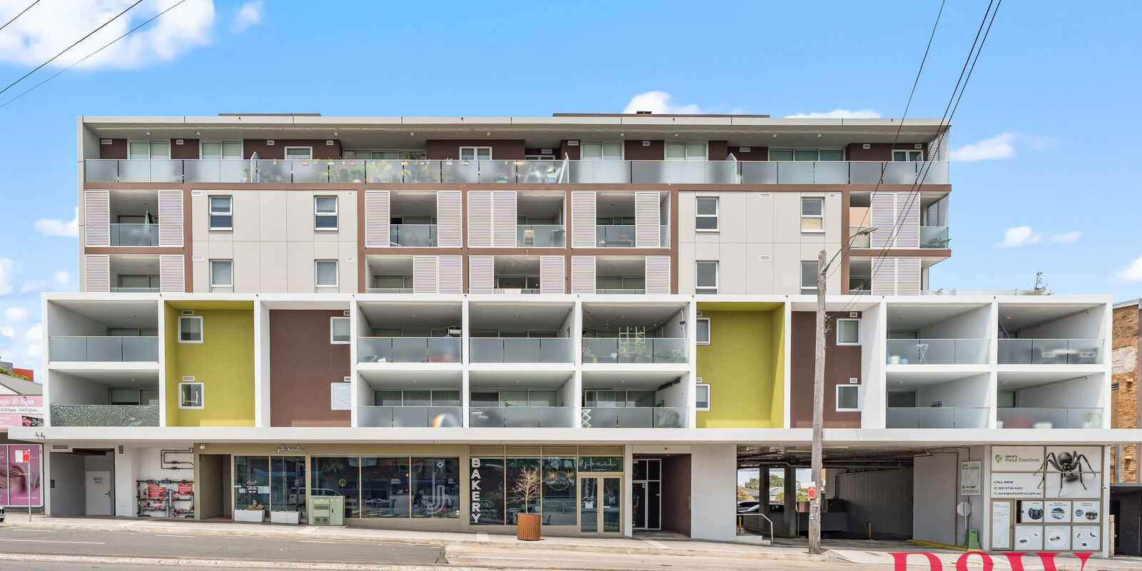 19/12 CORONATION PARADE Enfield