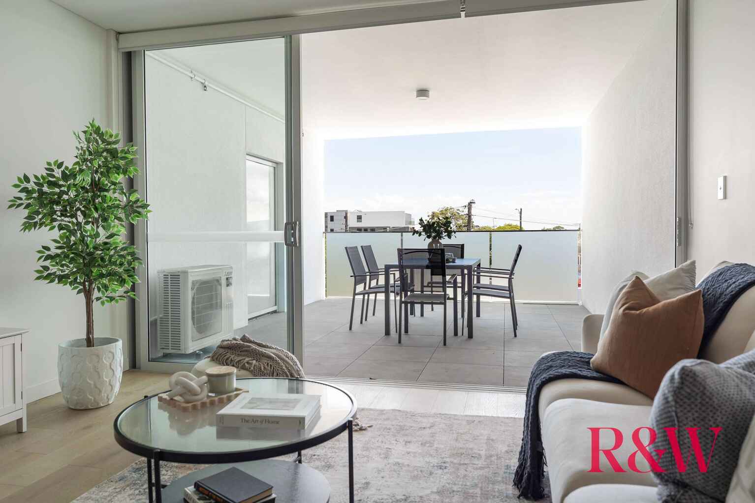 15/12 CORONATION PARADE Enfield