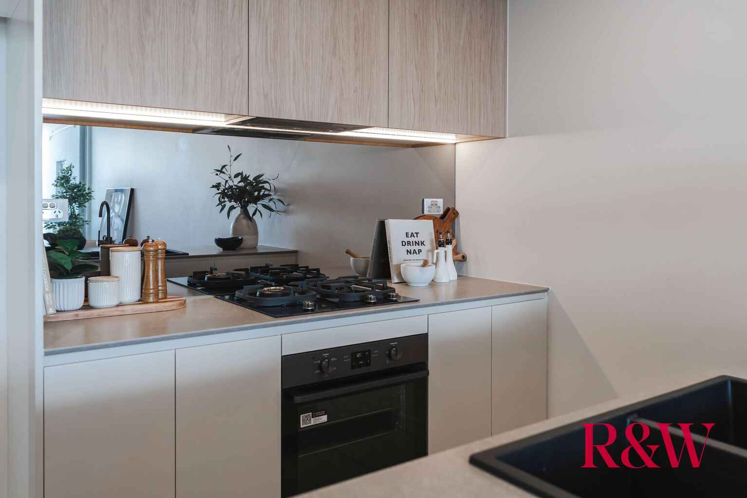 15/12 CORONATION PARADE Enfield