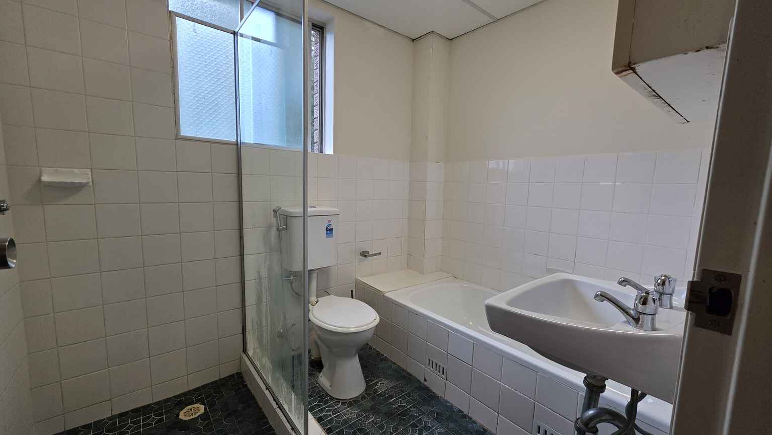 8/184 Sandal Cres Carramar