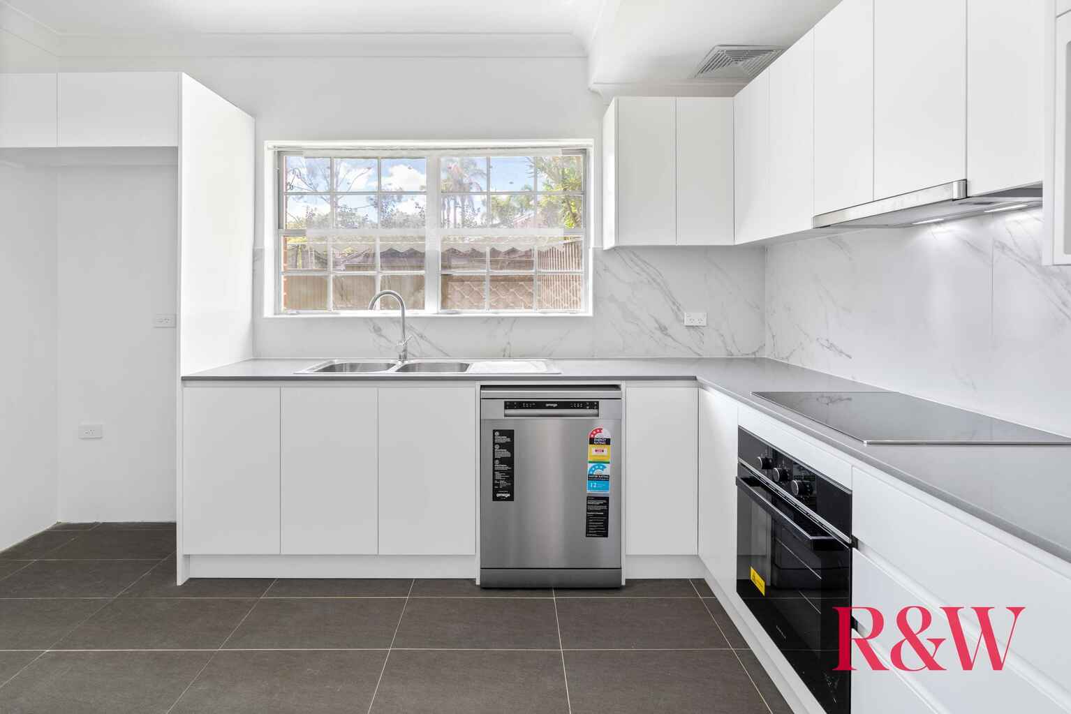 5/4-8 Wyatt Avenue Burwood