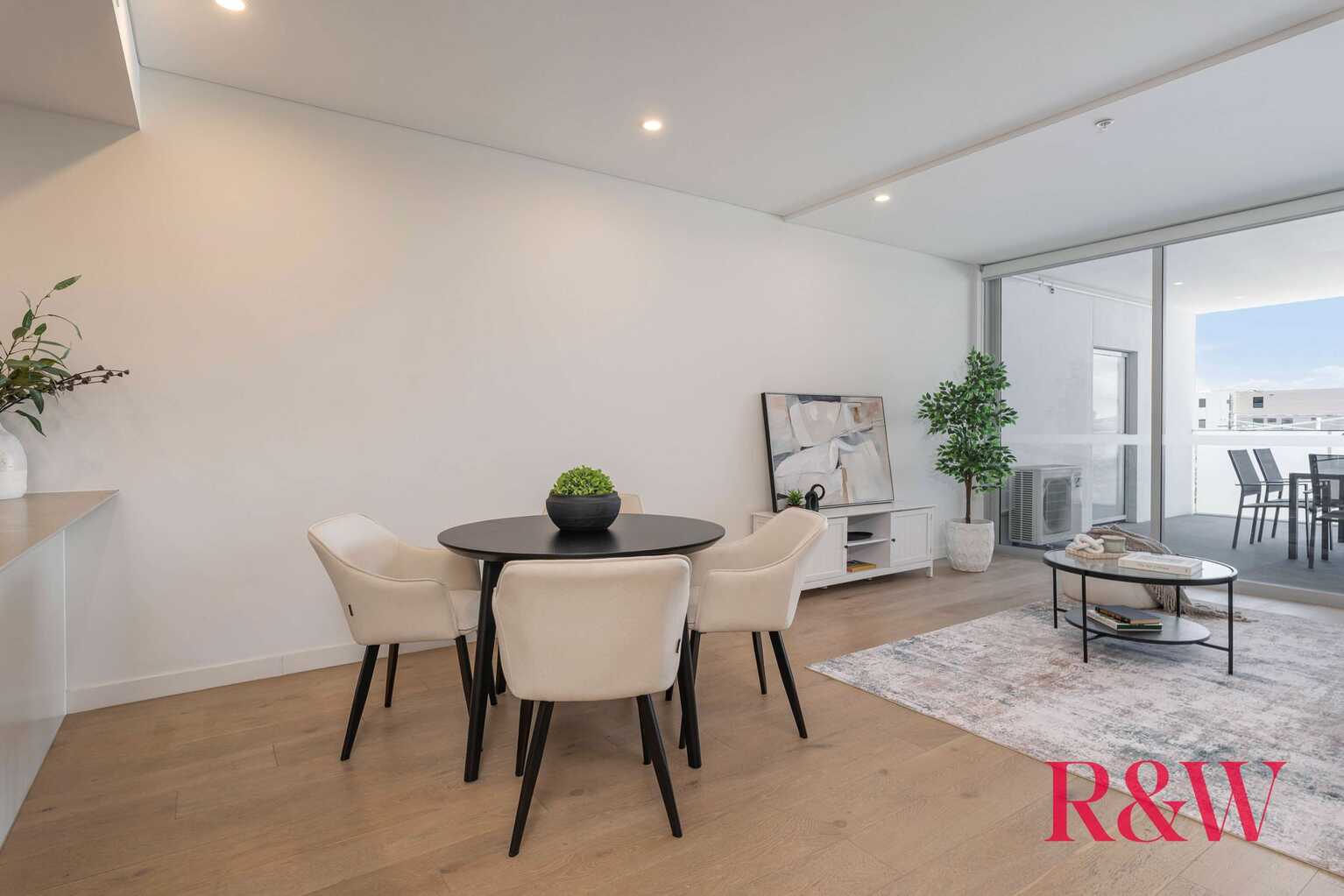 15/12 CORONATION PARADE Enfield