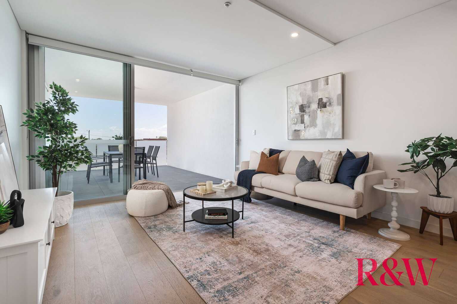 15/12 CORONATION PARADE Enfield