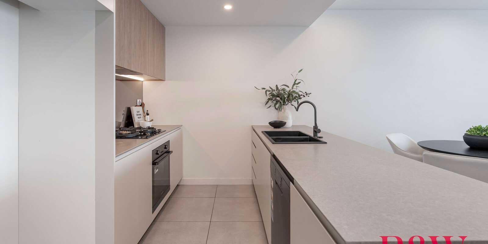 15/12 CORONATION PARADE Enfield