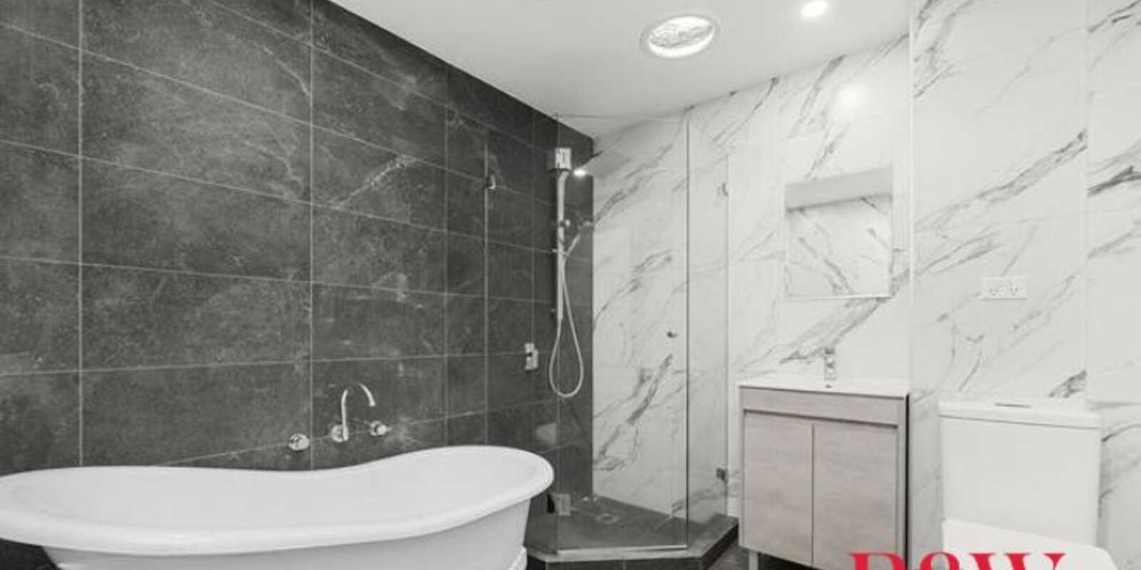 15 SILVERWATER ROAD Auburn