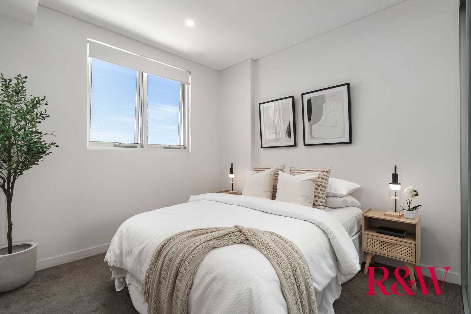 15/12 CORONATION PARADE Enfield