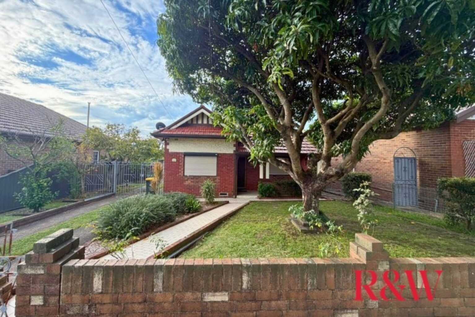 15 WARATAH STREET North Strathfield