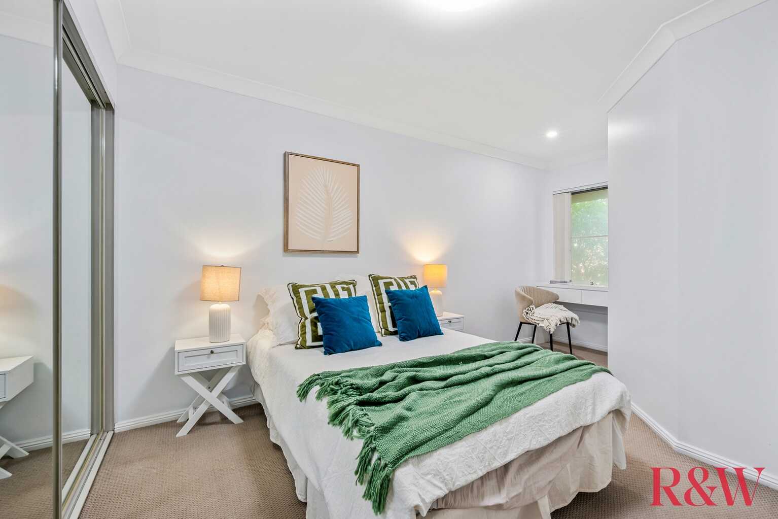 18/11 Thorpe Avenue Liberty Grove