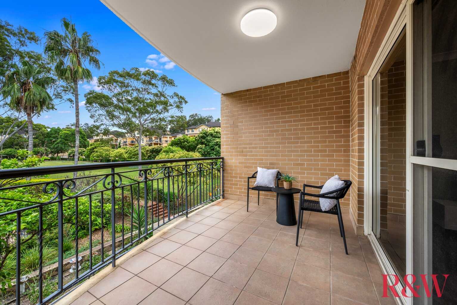 18/11 Thorpe Avenue Liberty Grove