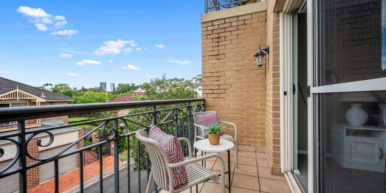 18/11 Thorpe Avenue Liberty Grove