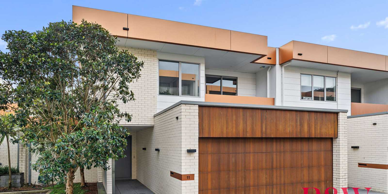 11 Fairway Circuit Strathfield
