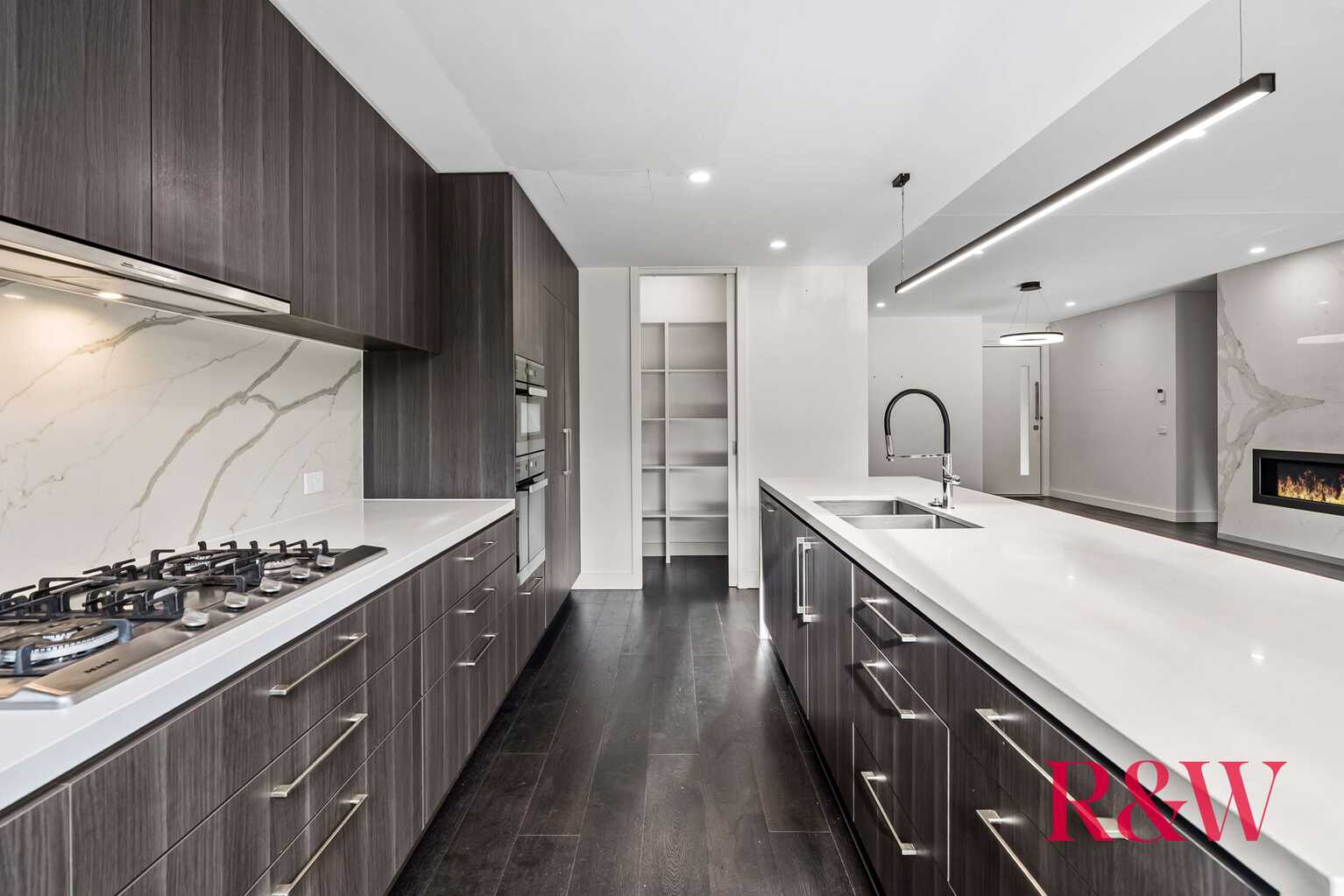 11 Fairway Circuit Strathfield