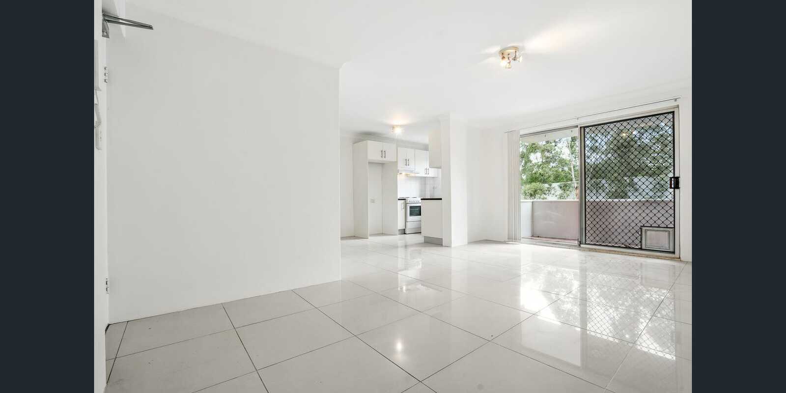 11/18 Crown Street Granville