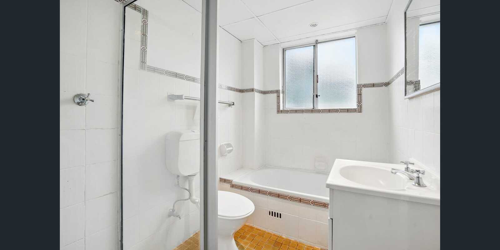 11/18 Crown Street Granville