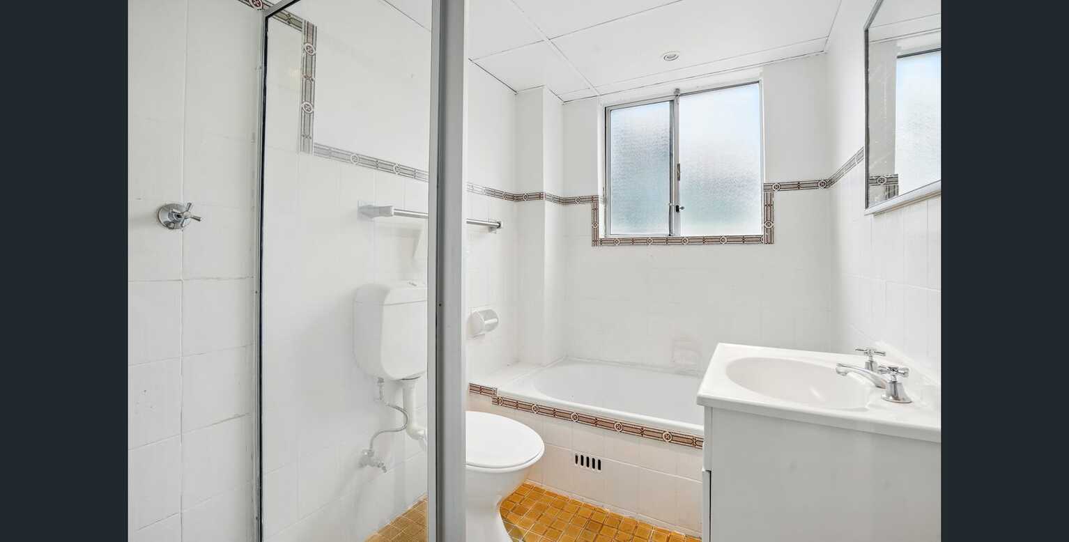 11/18 Crown Street Granville
