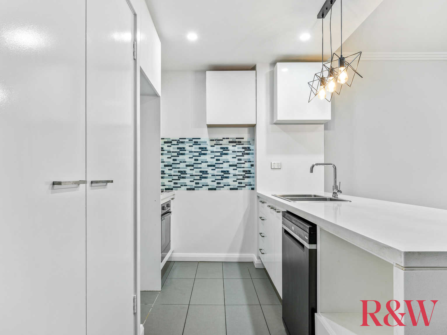 101P/81-86 Courallie Avenue Homebush West