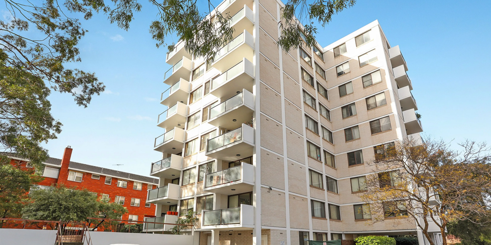 6/17 Everton Road Strathfield