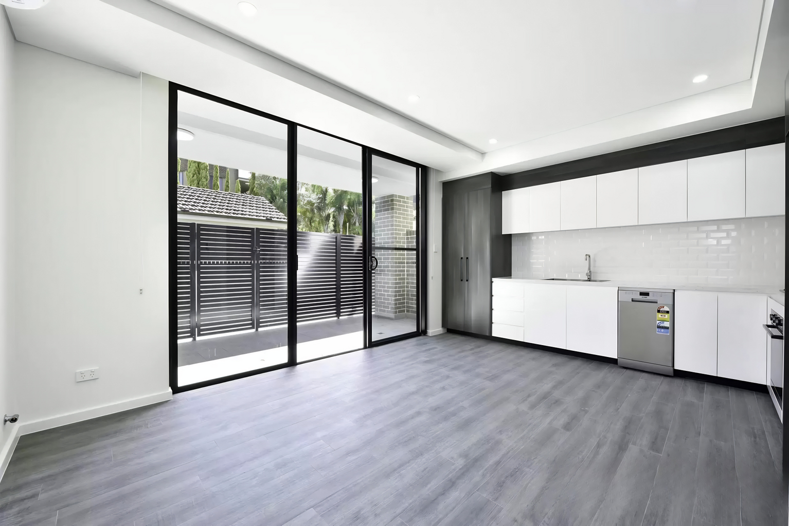 2/48-58 Railway Terrace Granville