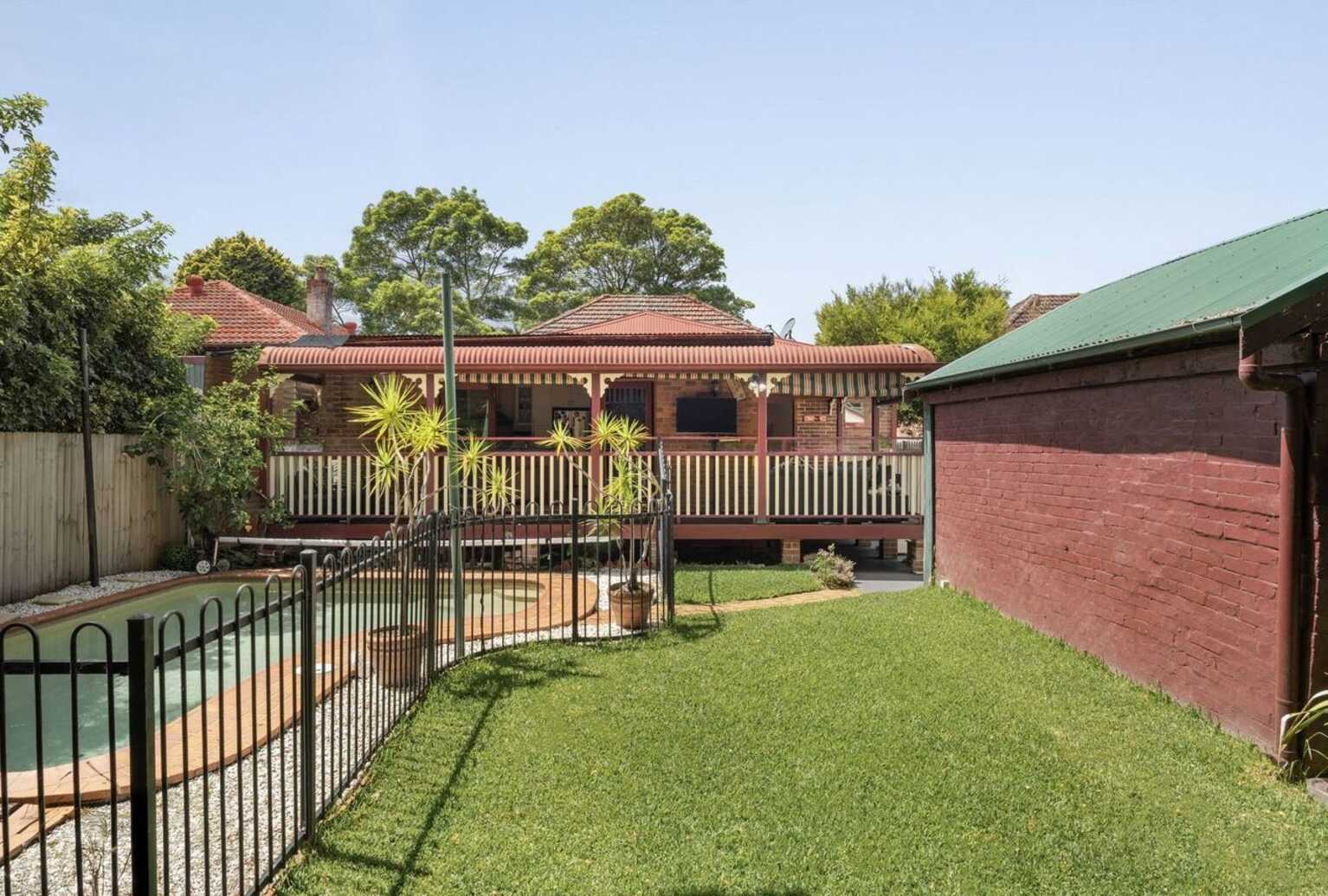 59 ROCHESTER STREET Homebush