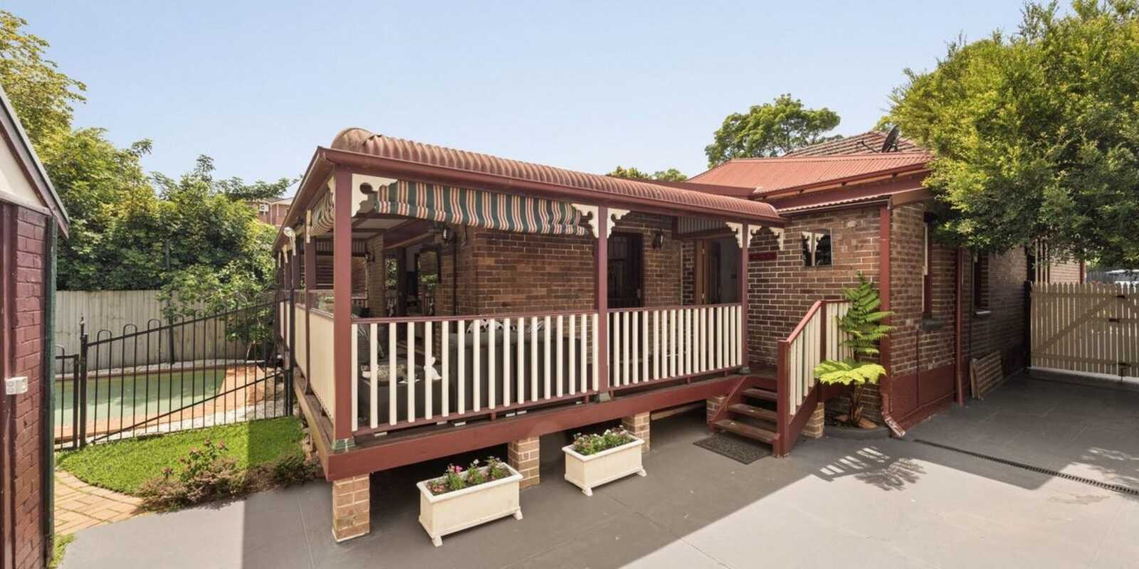 59 ROCHESTER STREET Homebush