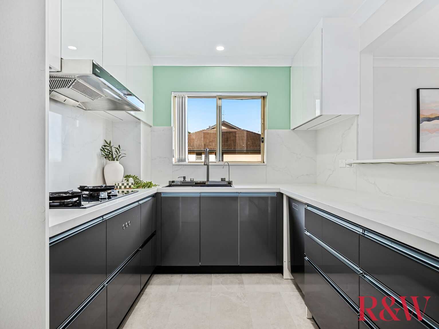 5/1 Bradley Place Liberty Grove 5/1 Bradley Place Liberty Grove