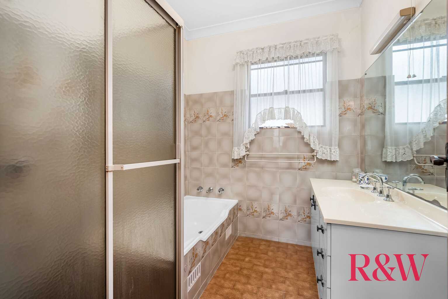 12 CARRINGTON AVENUE Strathfield