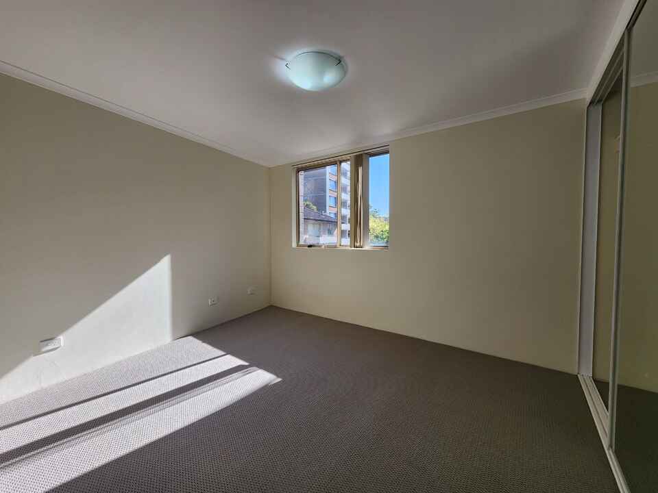 21/6-8 The Crescent Homebush