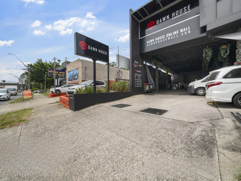 17 SILVERWATER ROAD Auburn