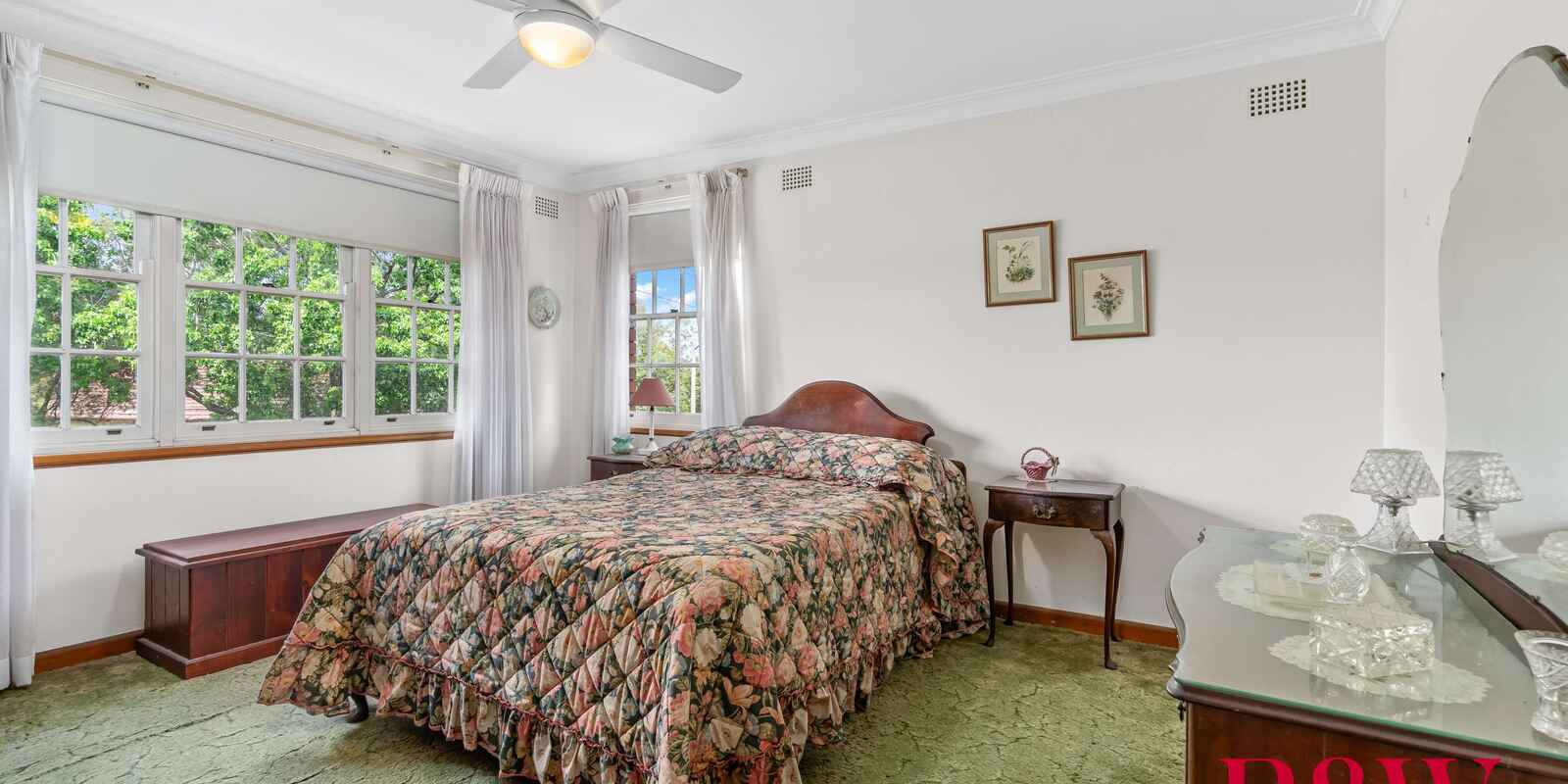2 MYALL ST Concord West