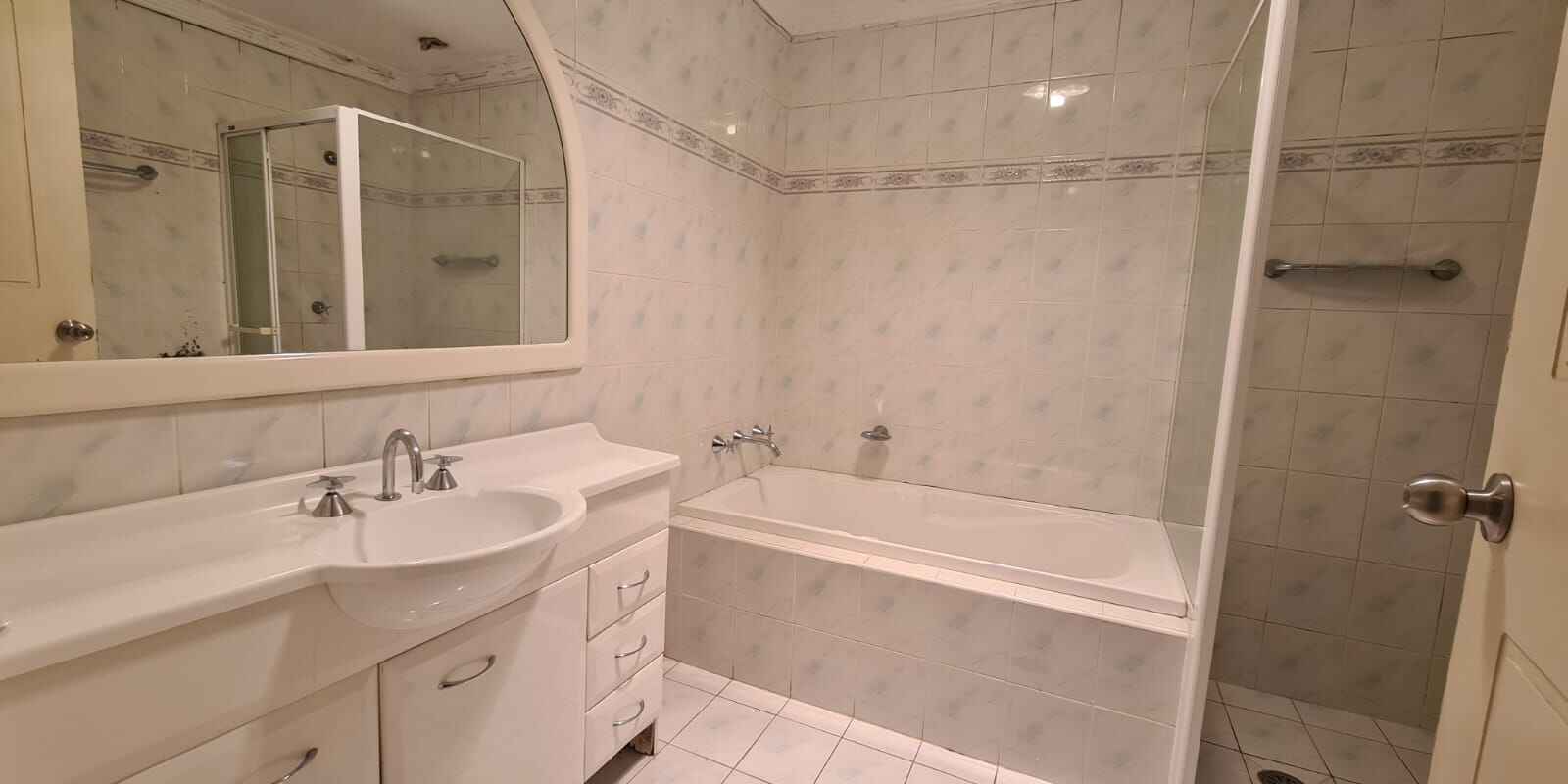 2/32-36 Burlington Road Homebush