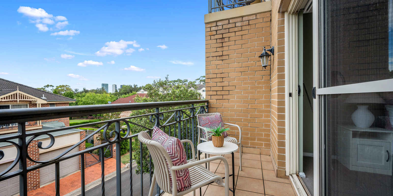 18/11 Thorpe Avenue Liberty Grove