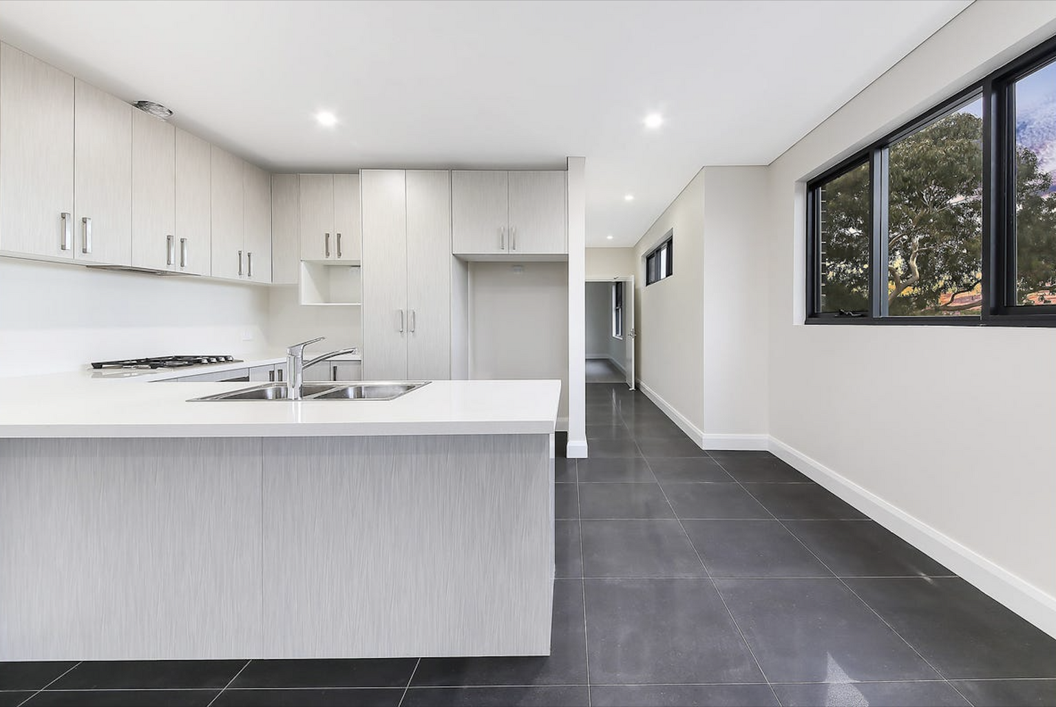 8/38 Wonga Street Canterbury