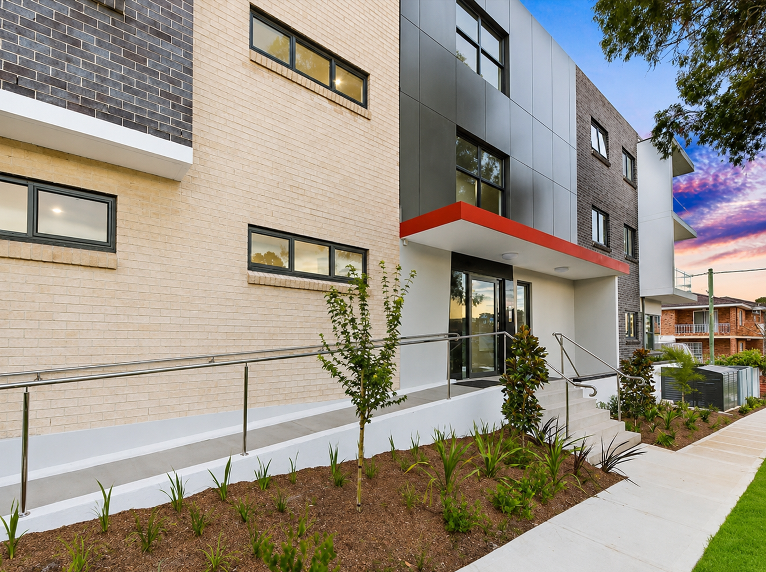 8/38 Wonga Street Canterbury