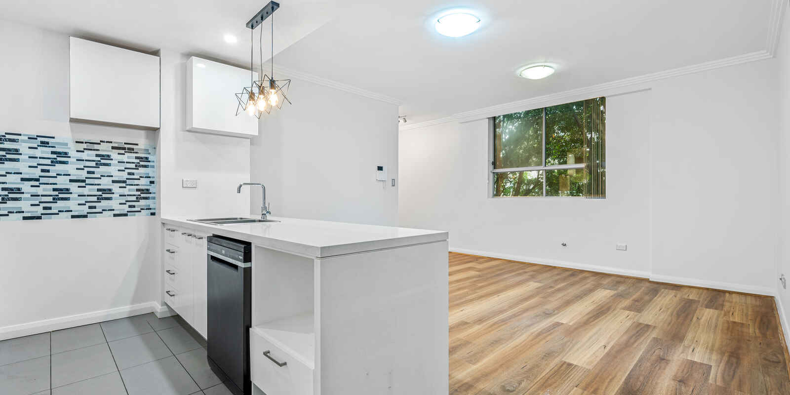 101P/81-86 Courallie Avenue Homebush West 101P/81-86 Courallie Avenue Homebush West