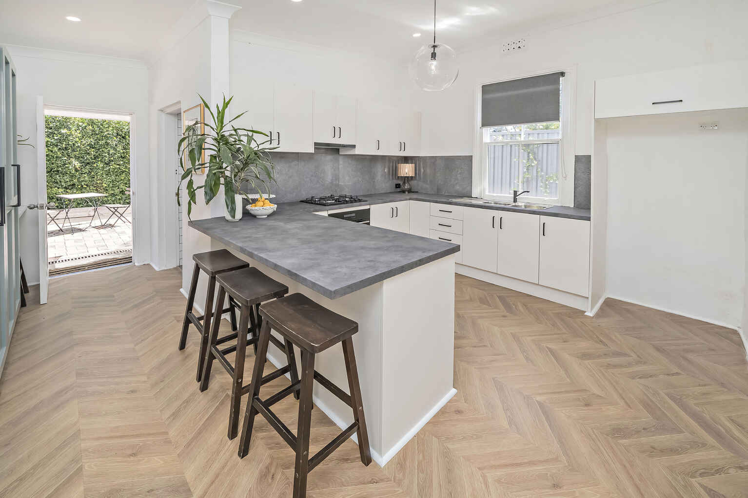 44 The Crescent Homebush