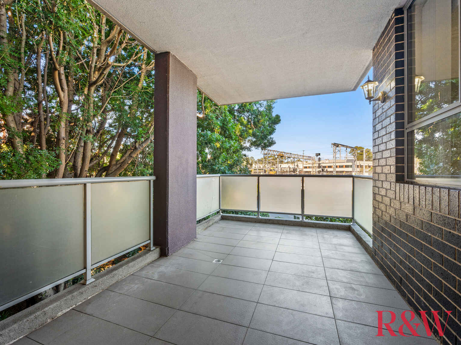 101P/81-86 Courallie Avenue Homebush West